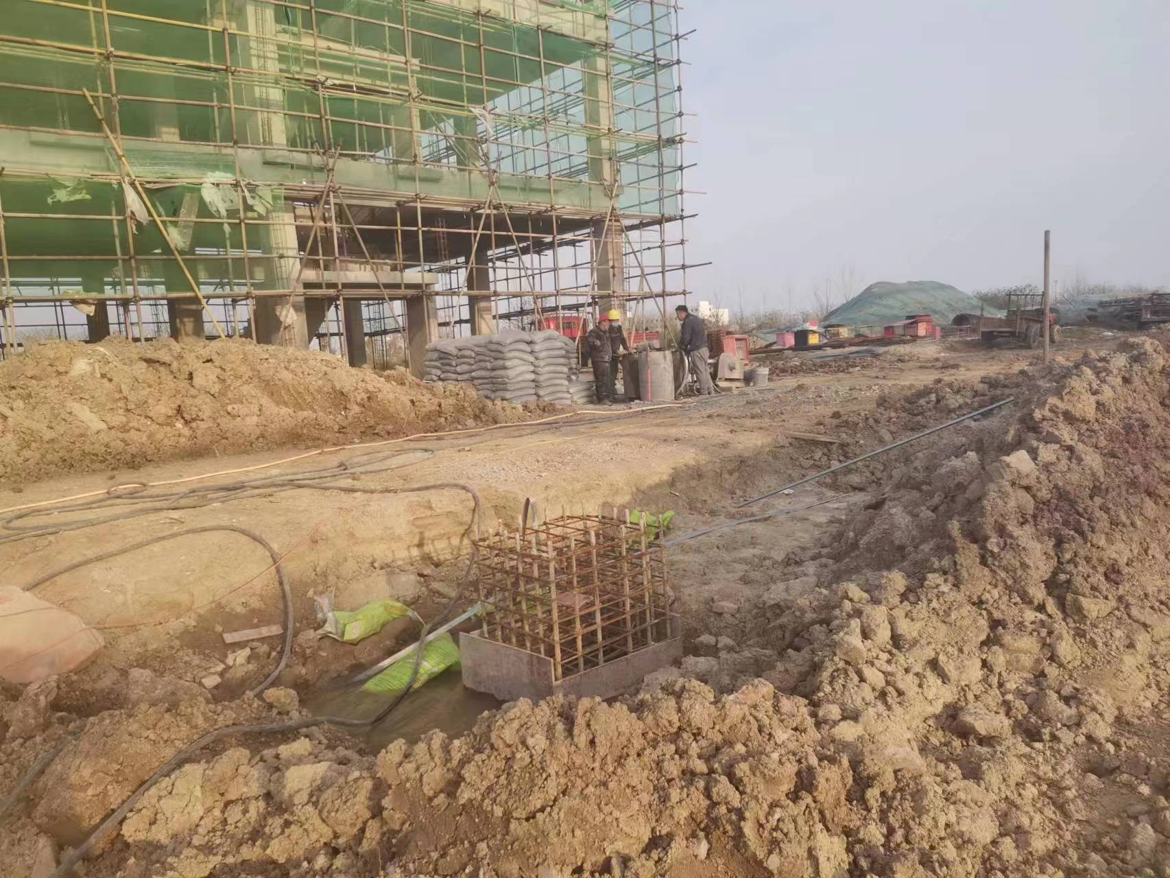 银海当桥梁出现裂缝的时候应该及时加固修补